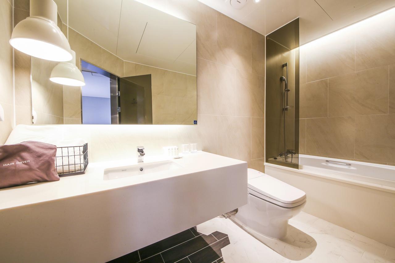 Hotel Londoner Hwamyeong Пусан Екстер'єр фото