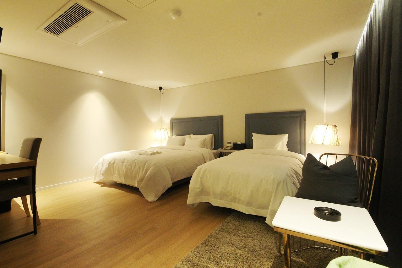 Hotel Londoner Hwamyeong Пусан Екстер'єр фото