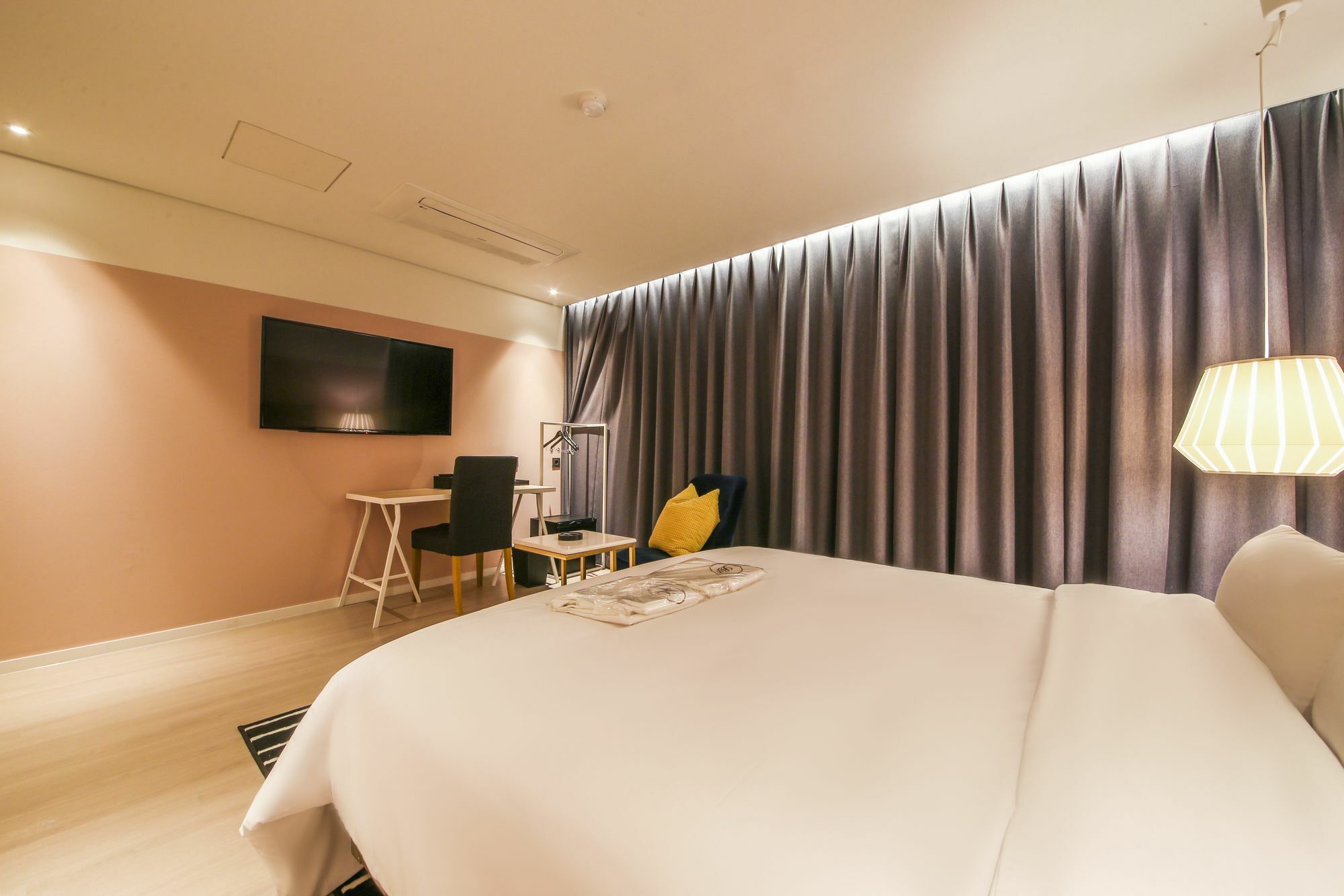 Hotel Londoner Hwamyeong Пусан Екстер'єр фото