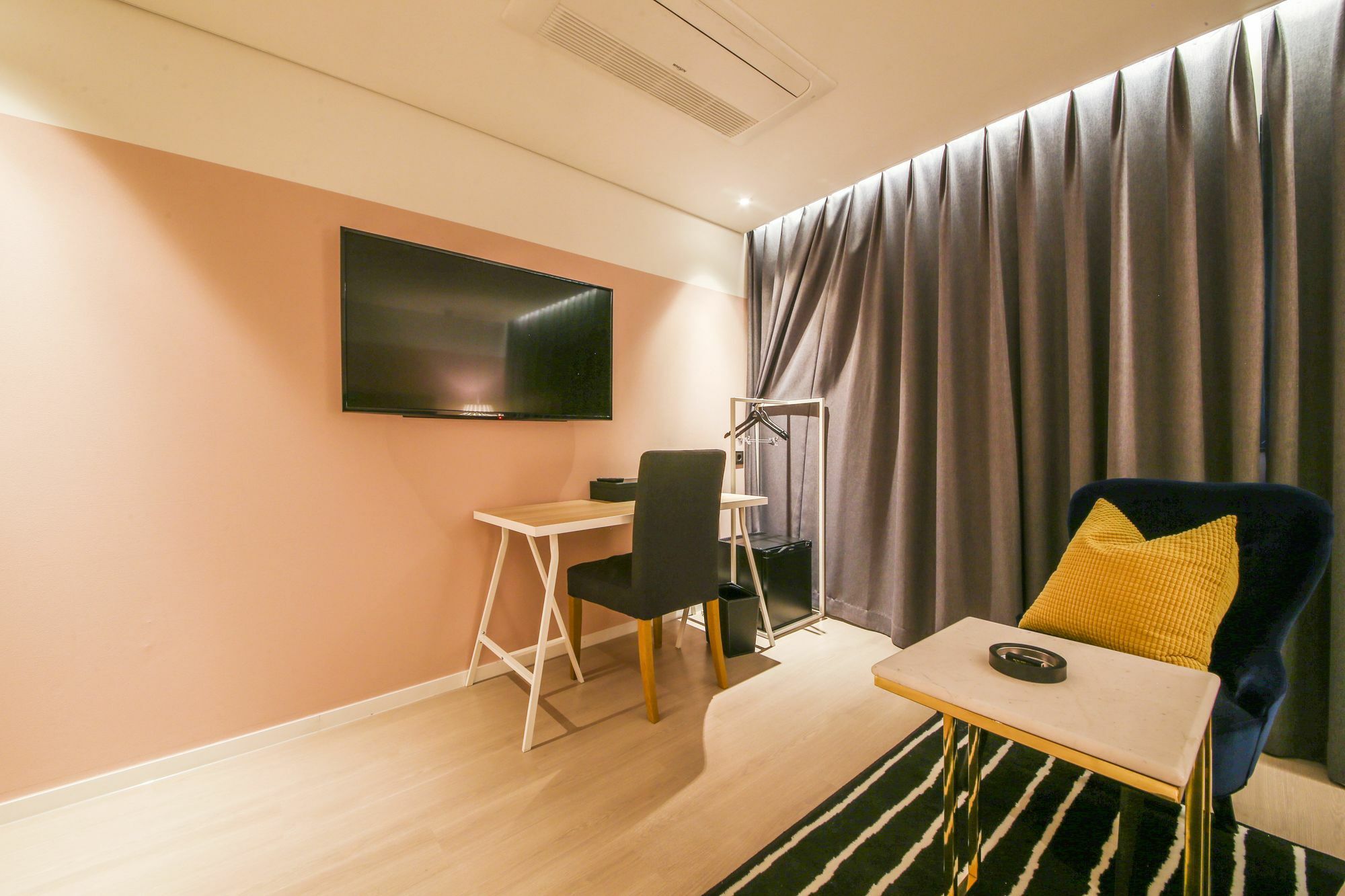 Hotel Londoner Hwamyeong Пусан Екстер'єр фото