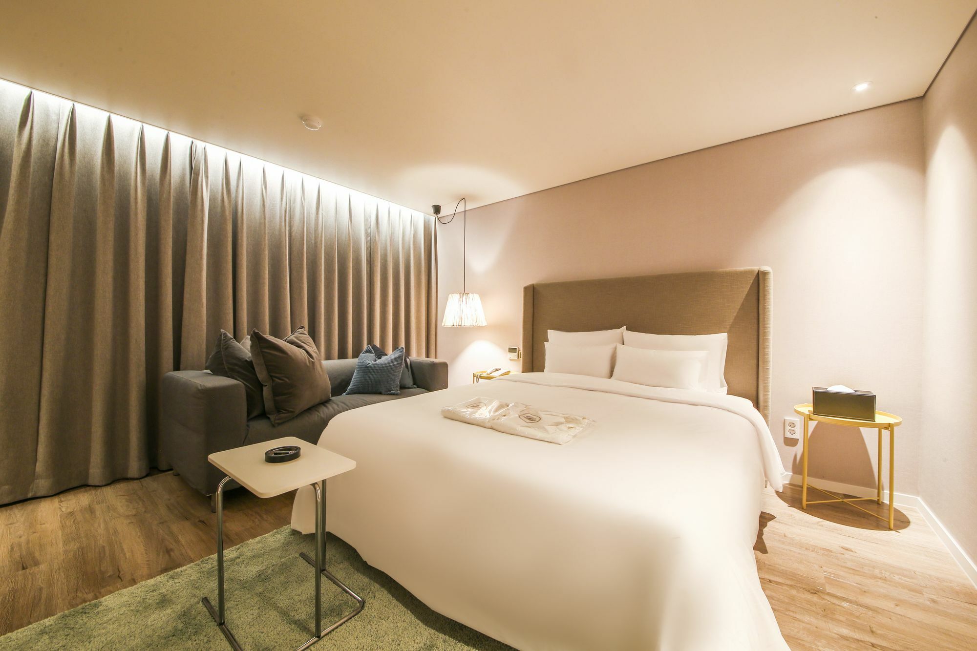 Hotel Londoner Hwamyeong Пусан Екстер'єр фото